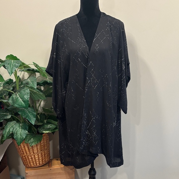 Eileen Fisher Black Printed Silk Tencel Marrakesh Kimono - Picture 4 of 11